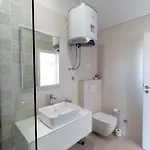 Apartman Basic Old House Vir