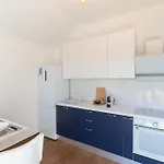 Basic Old House * Vir
